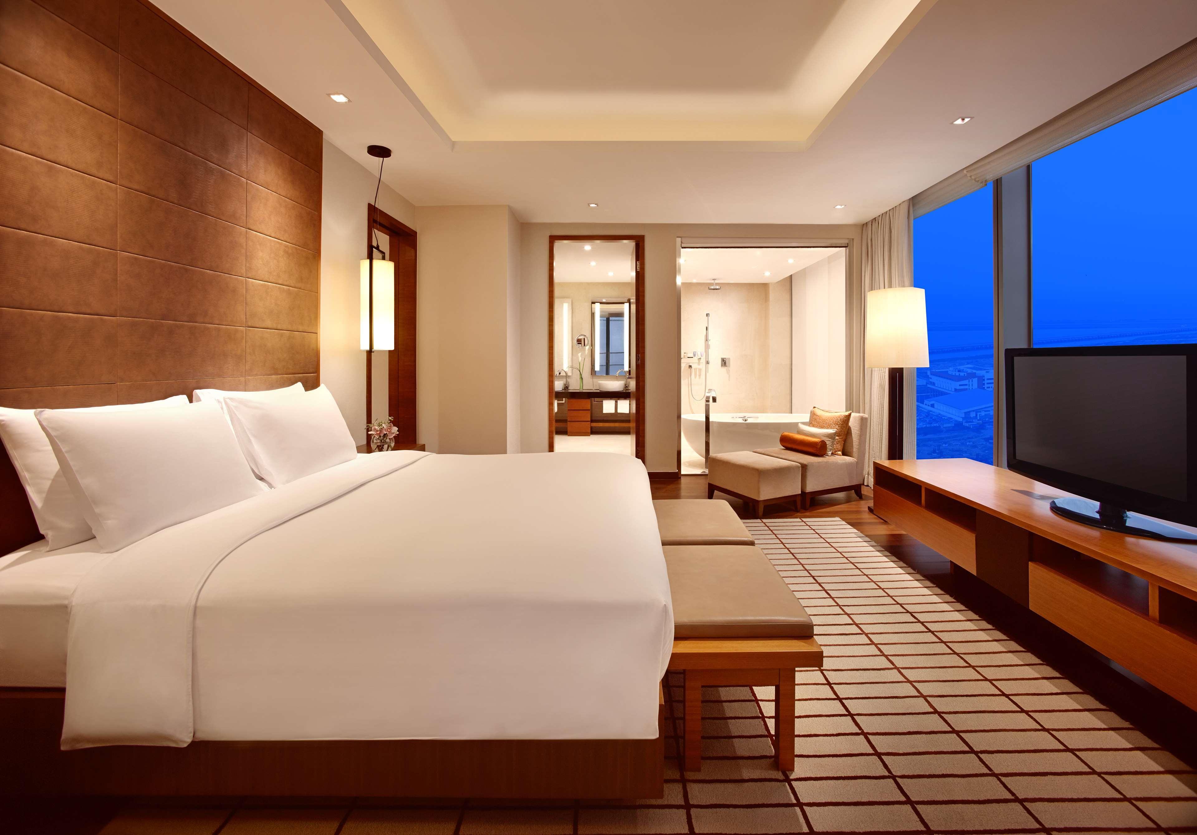 Grand Hyatt Hotel 5*
